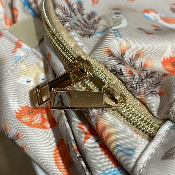 HANNABIGAIL DIAPER BAG BACKPACK FOR MOMS WATERPROOF. EUC. Like new - Picture 3 of 5